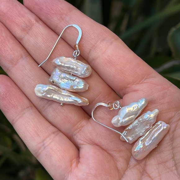 Vintage Jewelry - Genuine Kashi pearl solid sterling silver hoop earrings